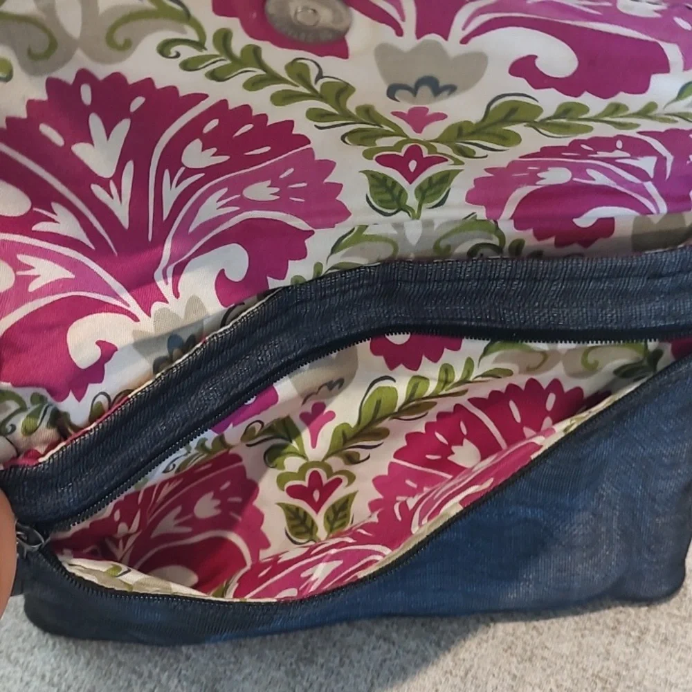 SMATERIA Upcycled Leather+Mesh Black Leather Clutch Wristlet Gently Used ❤️❤️